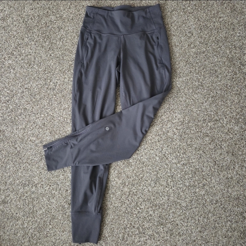 Lululemon‎ Fresh Track Pants Joggers Carbon Fresh Size 4